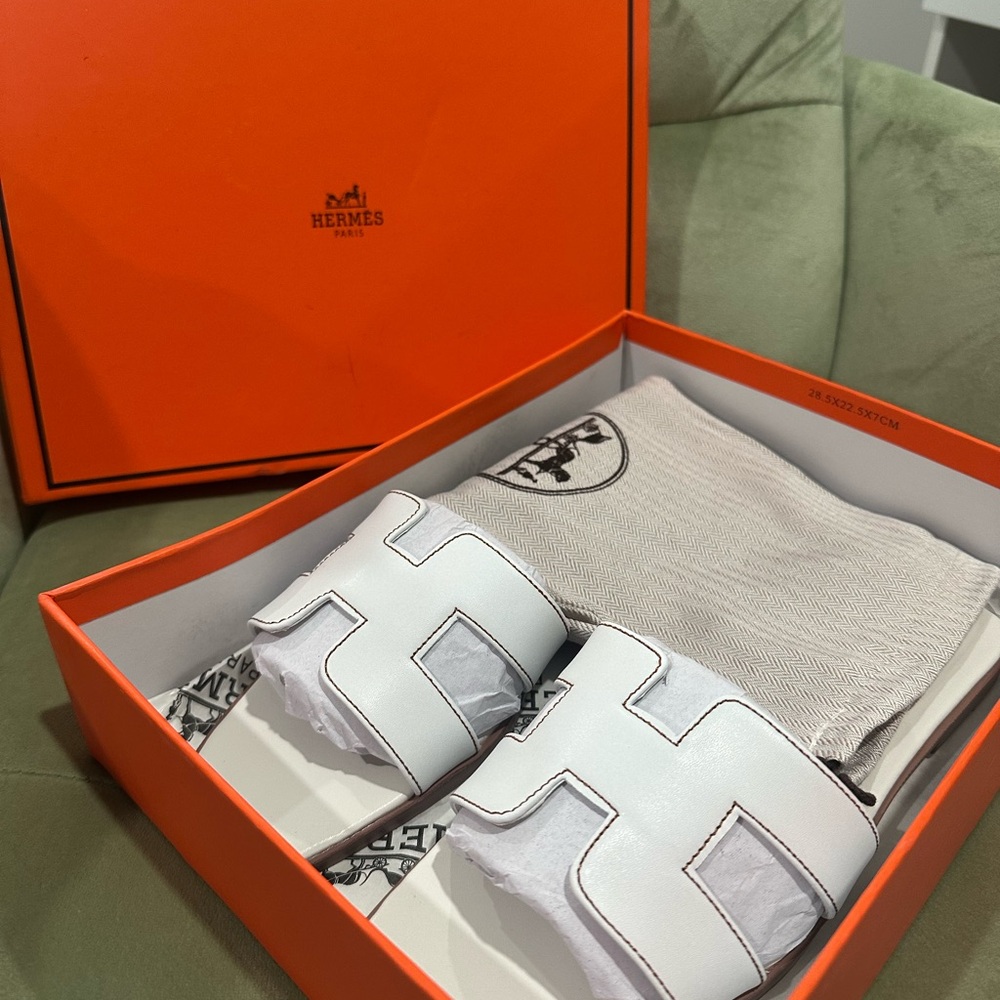 Hermes sandals